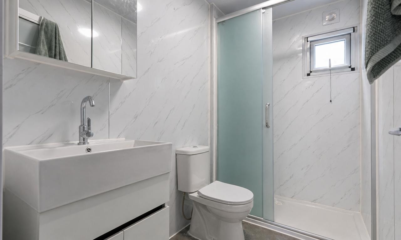 Flexi 30 bathroom